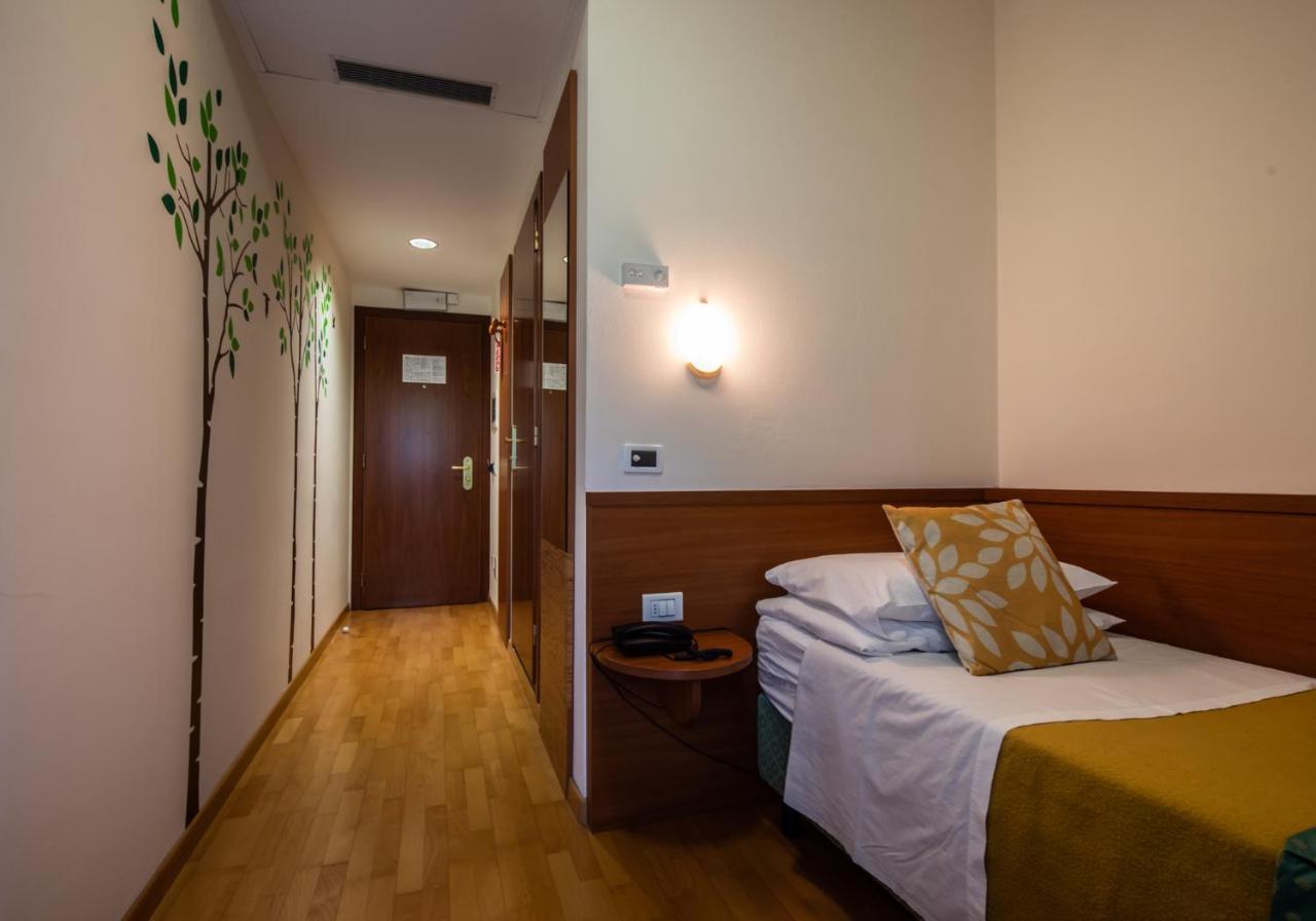 ארטה טרמה Hotel Centro Benessere Gardel מראה חיצוני תמונה